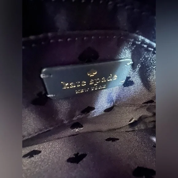 Kate Spade NWOT Wristlet/Clutch Blue with Red, Pink, Green Flowers & White Dots - Picture 12 of 14